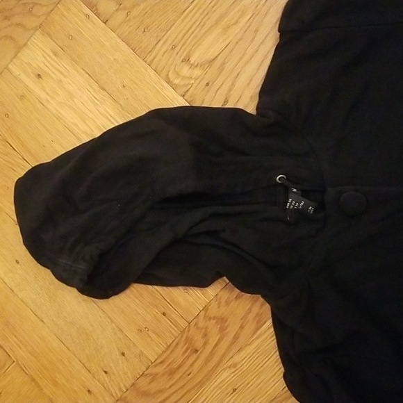 TOP - Picture 2 of 9